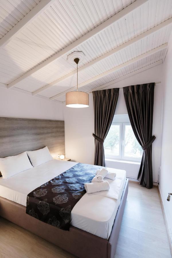 Our House 2 Luxury Suites 卡瓦拉 外观 照片